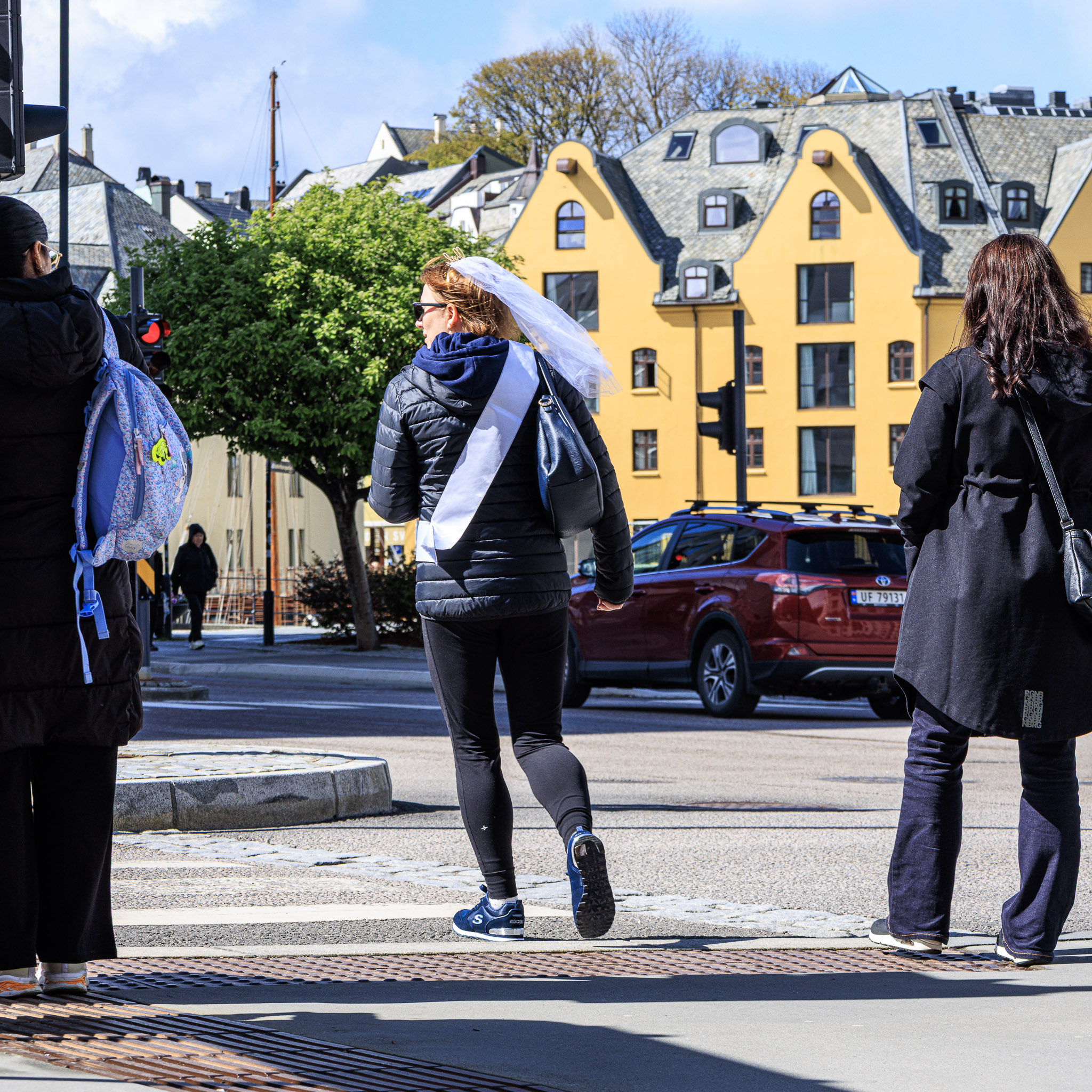 Går på rødt. Foto: Joakim Grønfur