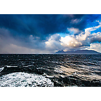 Storm innover fjorden