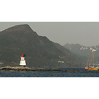 Seilbåt ved Valleskjeret